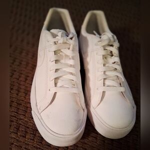 Nike White Athletic Shoes 7.5